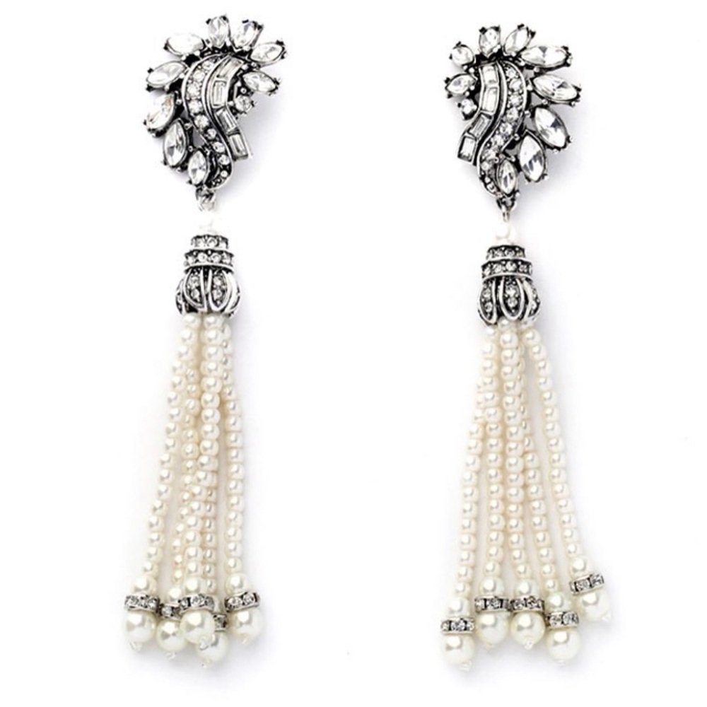 Drop earrings with pearl and crystal